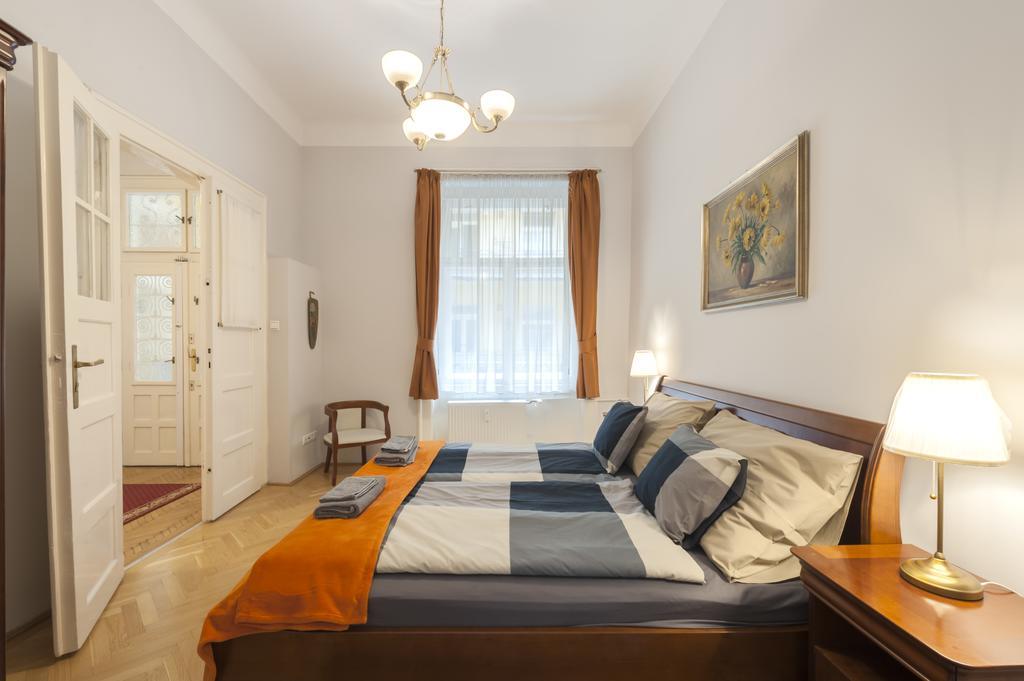 Liszt Ferenc Boutique Apartment Budapest Luaran gambar